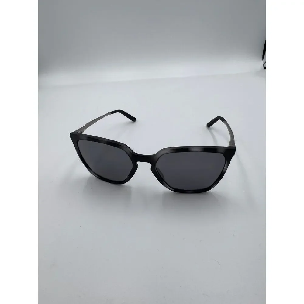 New Oakley prizm grey gradient Lenses,  polished black ink Frame
